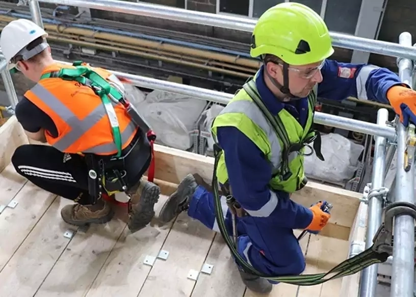 ¿Y si un accidente laboral sí pudiera pasarme a mí? Las consecuencias del sesgo de optimismo en el entorno laboral
